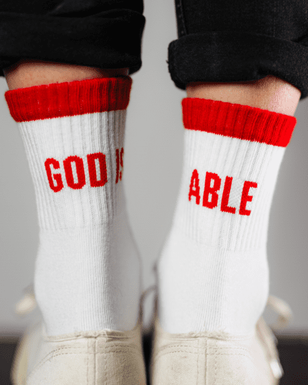 GOD IS ABLE – ponožky